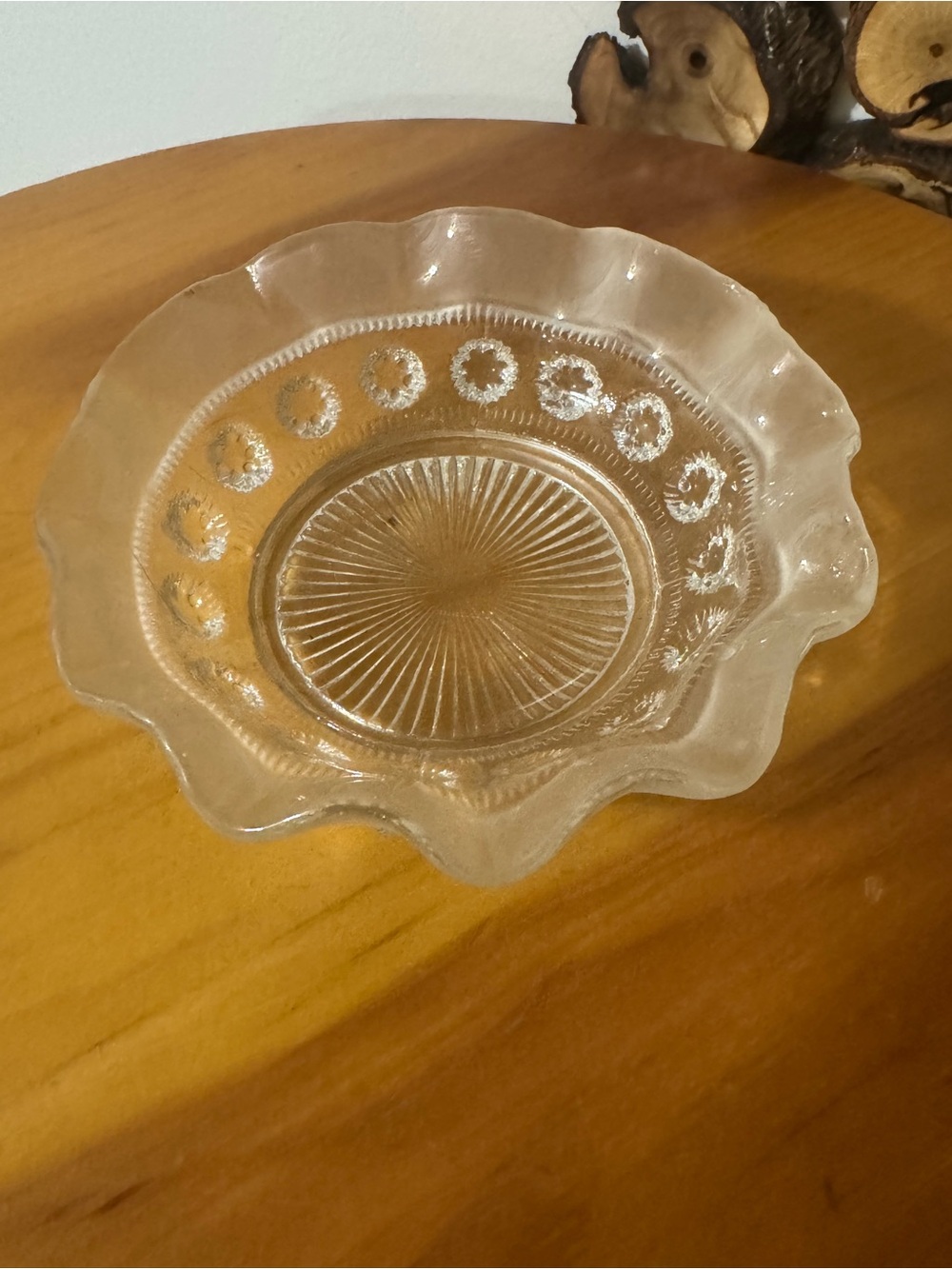 VINTAGE GLASS CANDY DISH